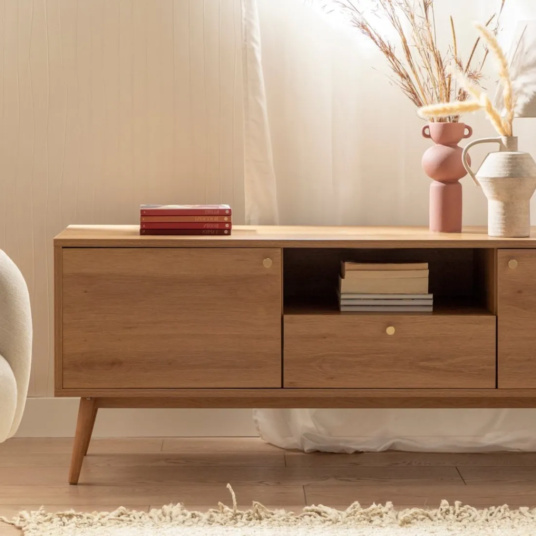 Klast Home Muebles Tv>Arian