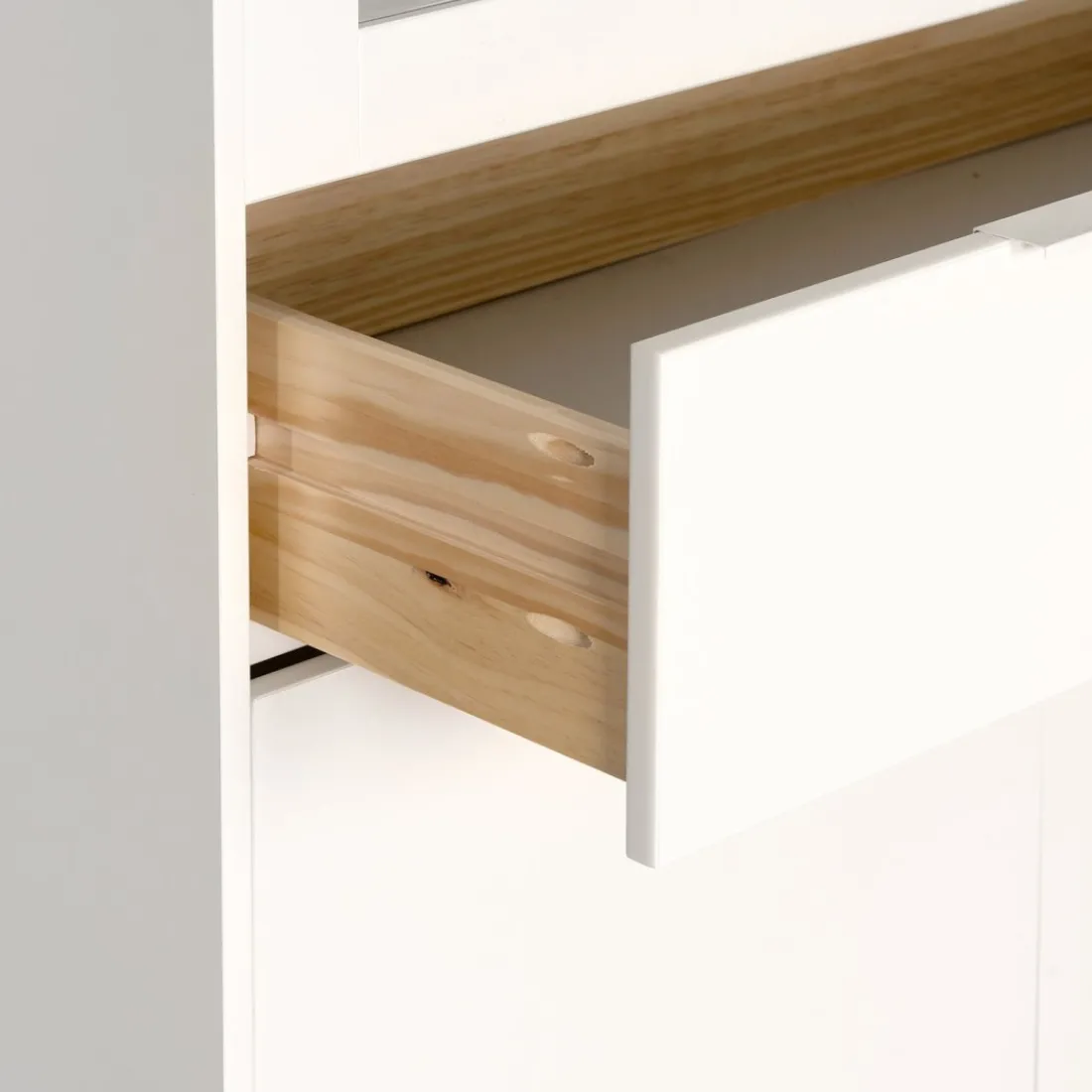 Klast Home Vitrinas>Elian Blanco