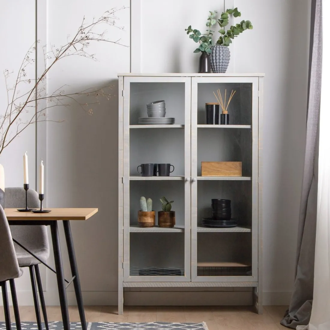 Klast Home Vitrinas>Folk Gris