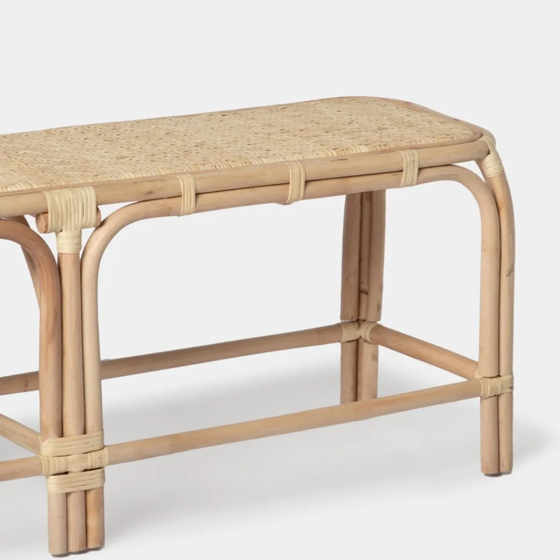 Klast Home Ratán|Descalzadores Y Baúles Para Pie De Cama>Saro